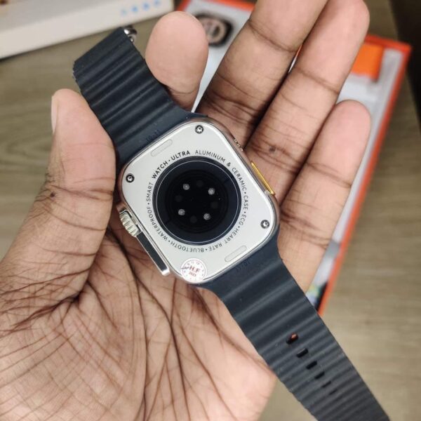 Y80 Ultra Smartwatch with 8 Strap - Image 4