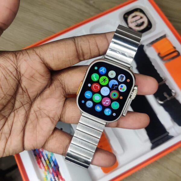 Y80 Ultra Smartwatch with 8 Strap - Image 3