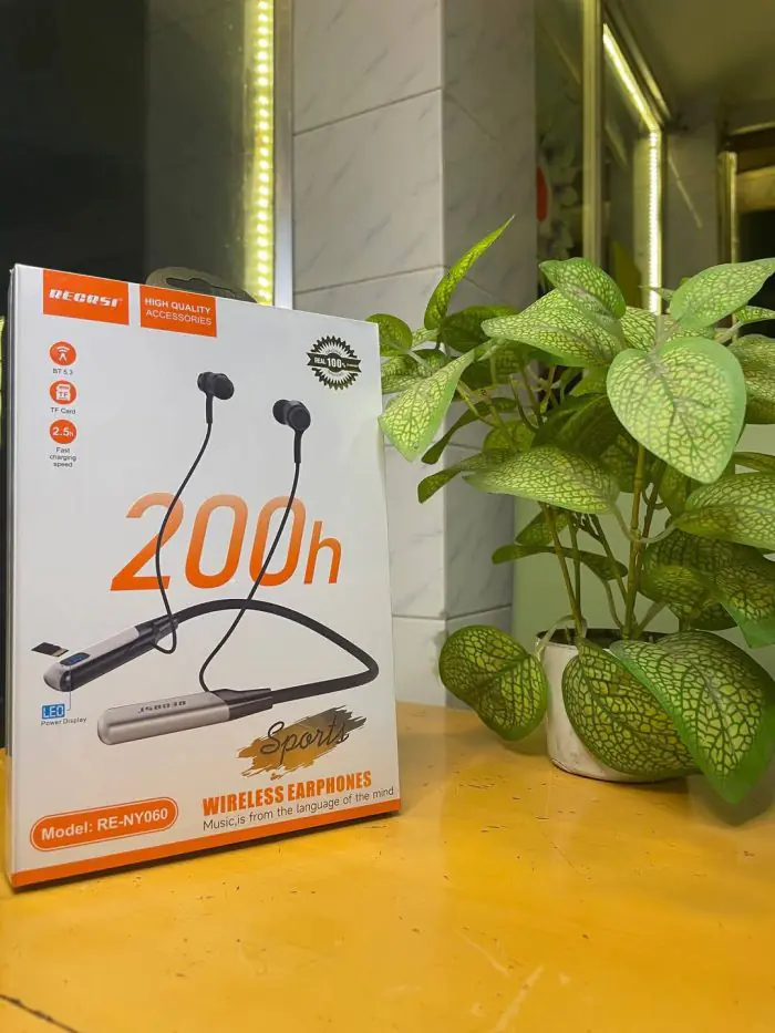 Regrsi RE-NY060 200 Hours Bluetooth Neckband - Image 3