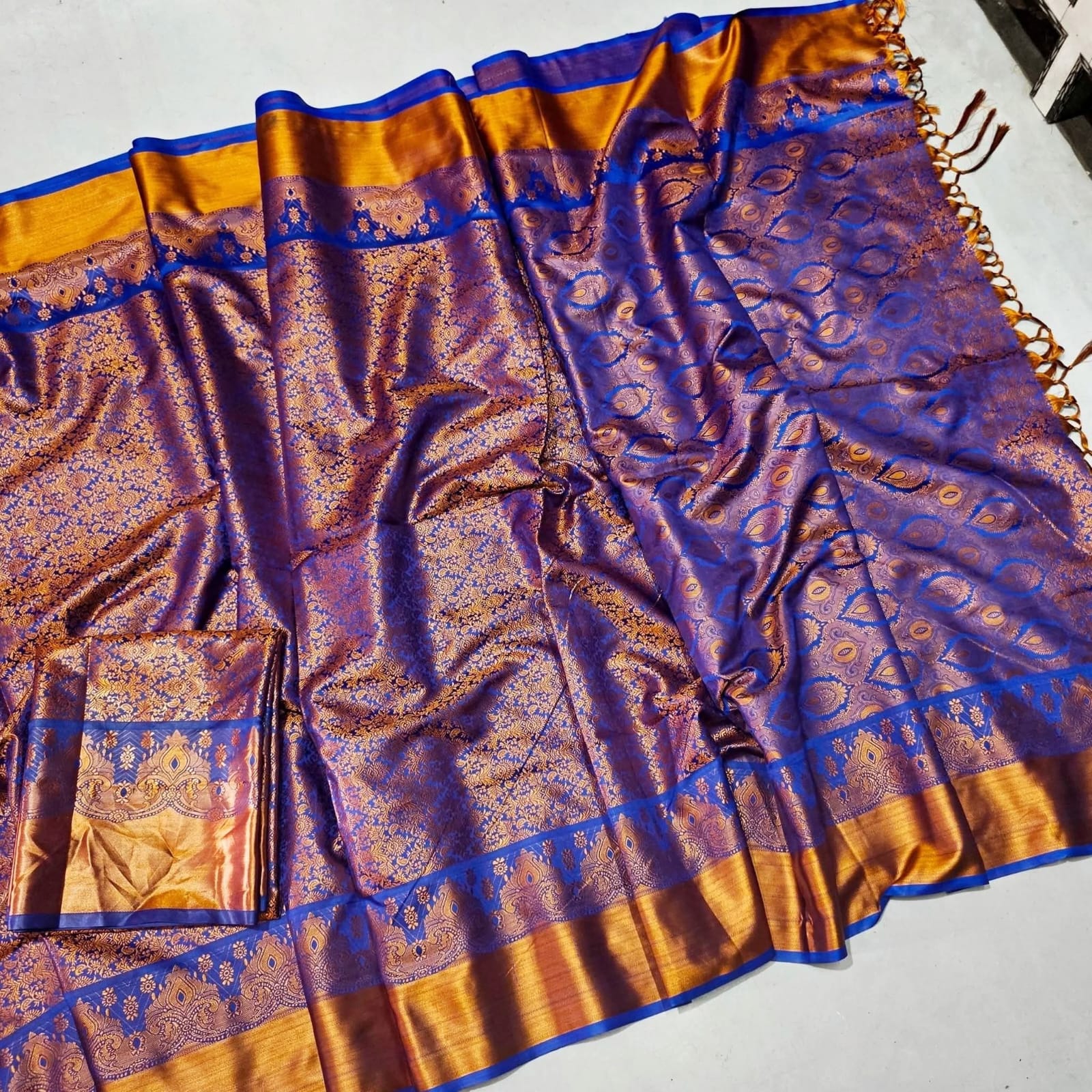 Kanji Boron Saree for Festivals & Special Occasions - Image 2